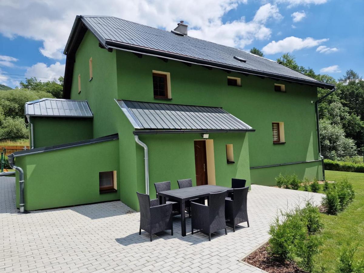 Vila Hajenka Trebivlice Exteriér fotografie